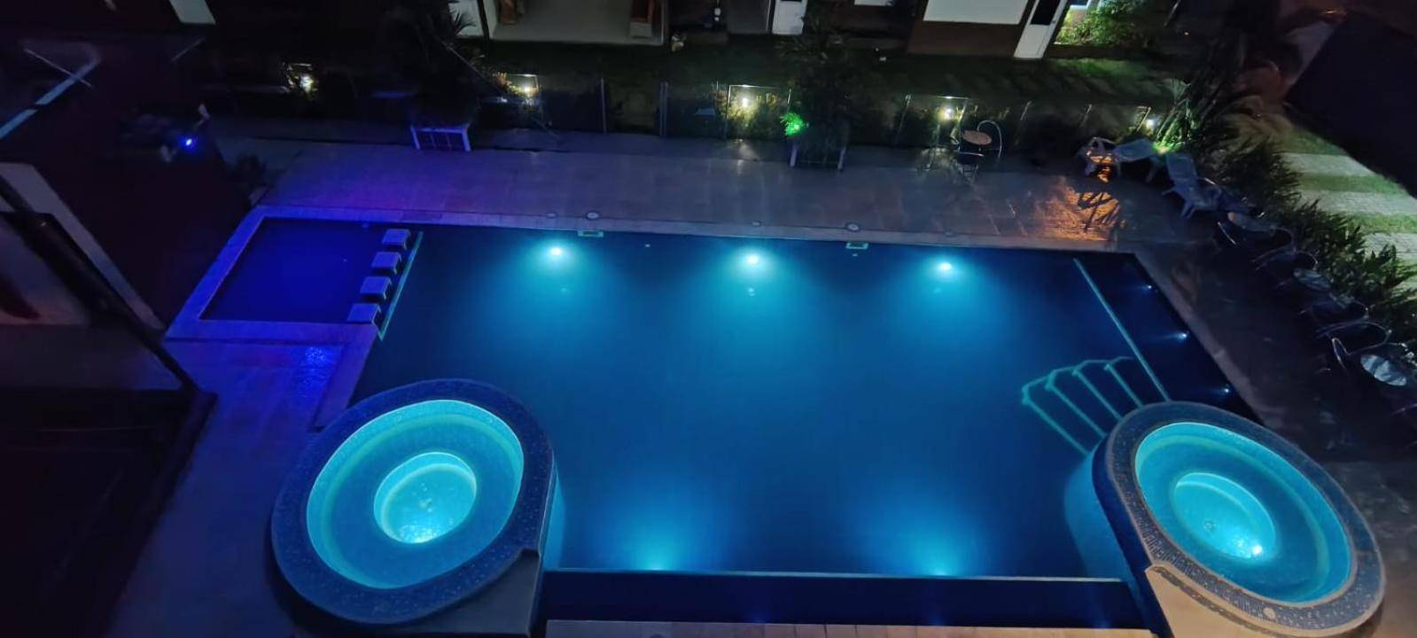 Hotel La Quinta Вилавиченцио Екстериор снимка